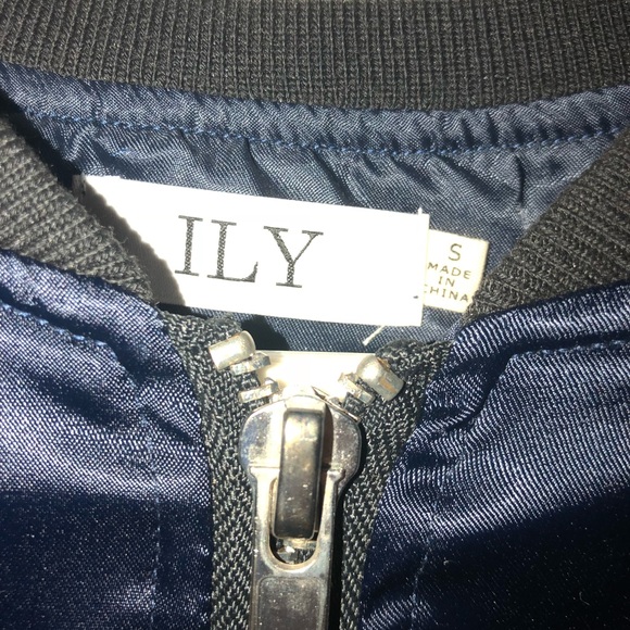 ILY Jacket - Picture 3 of 3